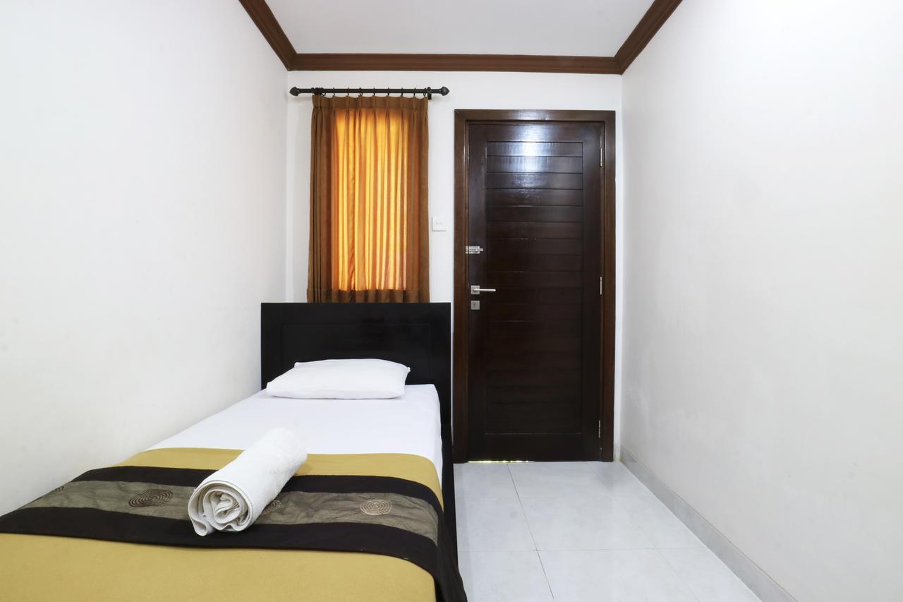 Pondok 3 Mertha Kuta Lombok Exterior foto